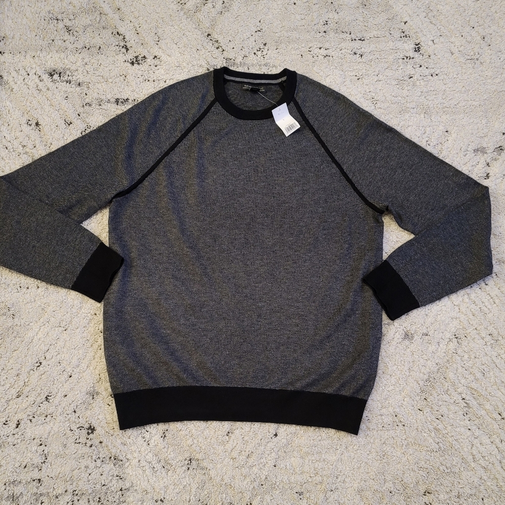 🆕️2 for 40🆕️Banana Republic Men Crew Neck Fitted Sweater